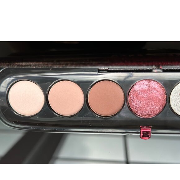 ✨SALE! 💠 Re-pressed NWT Marc Jacobs 840 Elec-Trick Palette - RARE! - Picture 6 of 7